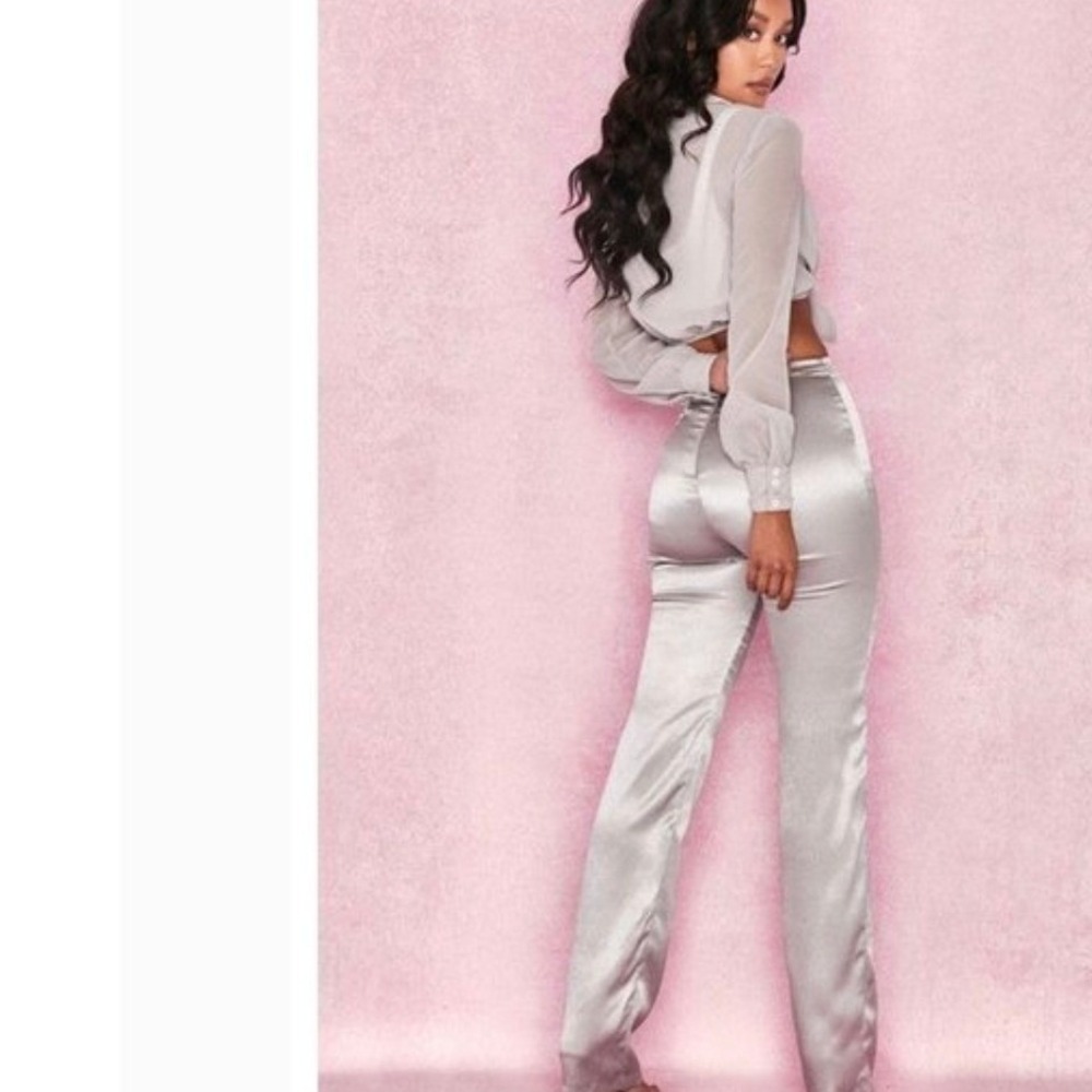 House of CB NWT Emiliana M Silver Womens Satin Wide Leg Pants Metallic Silver - Picture 3 of 7